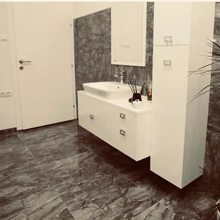 Una Dalia Bihac Villa Golubic