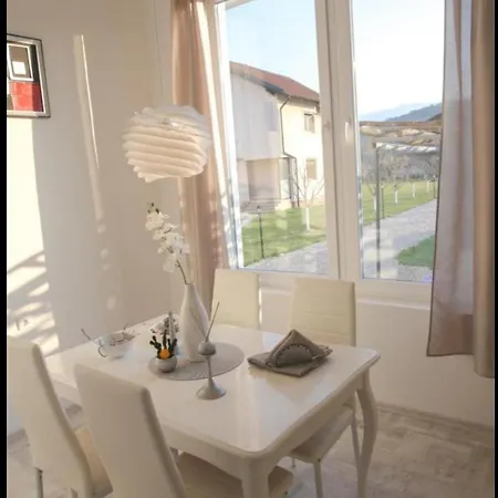 Una Dalia Bihac Golubic